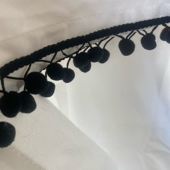 Pompom Curtains in White and Black - 50x95 - Picture 2 of 6
